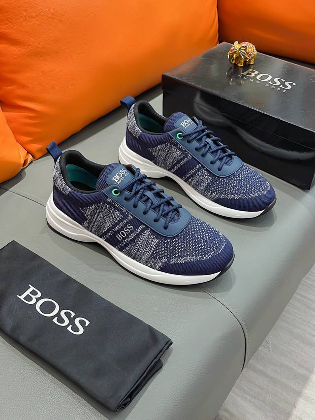 商品名称 Boss 波士 正规码数 38-44 休闲鞋 商品材料 精选 透气飞织鞋面 舒适羊皮垫脚 原厂大底