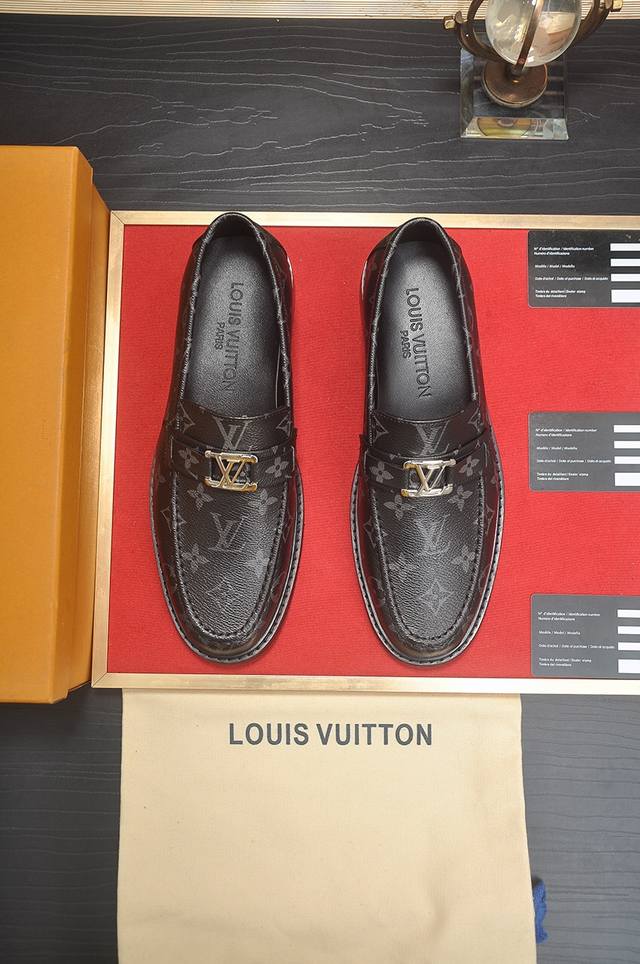 Louis Vuitton 新款牛皮lv正装鞋专柜一比一制作原单品质 进口牛皮鞋面全羊皮内里原单原版橡胶大底 高品质看得见 码数 38-45 45定做