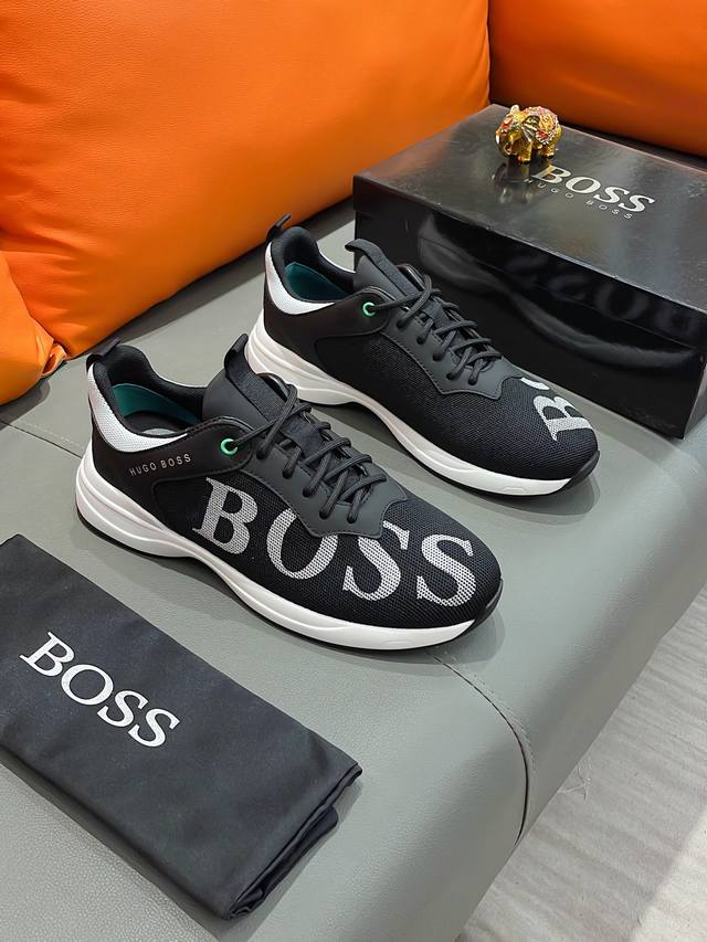 商品名称 Boss 波士 正规码数 38-44 休闲鞋 商品材料 精选 透气网布鞋面 舒适羊皮垫脚 原厂大底
