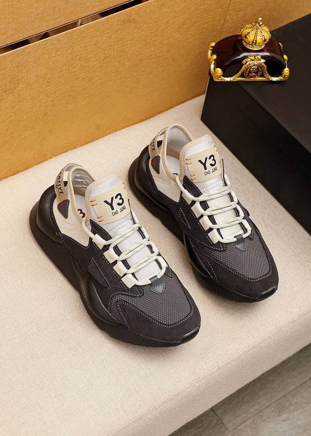 Y-3 原单高品质 情侣款 Y3男鞋高端品牌 最新力作 采用最新科技 弹跳助力鞋 让行走更加便捷舒适 独家新款 惊世之作 原版1 1复刻 打造时尚个性衬托你的与