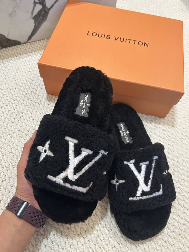 Louis Vuitton 羊皮毛一体毛拖 鞋面内外羊皮毛一体 厚度2Cm 中底羊皮毛一体 Size 36-45