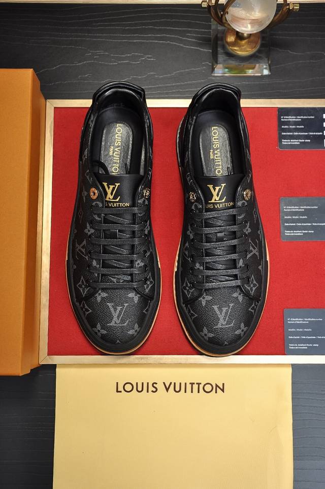 Louis Vuitton Lv 路易威登官网同款原单爆款 Lv原工厂牛皮材料1 1原板 羊皮内里 身配件一比一开模 专柜品质 亲们你还为穿着o搭配鞋发愁那这款
