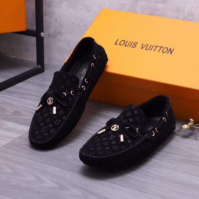 商品商标 Louis Vuitton 路易威登 套脚鞋 正码码数: 38-44 商品材料 精选原版鞋面 猪皮内里 原版大底