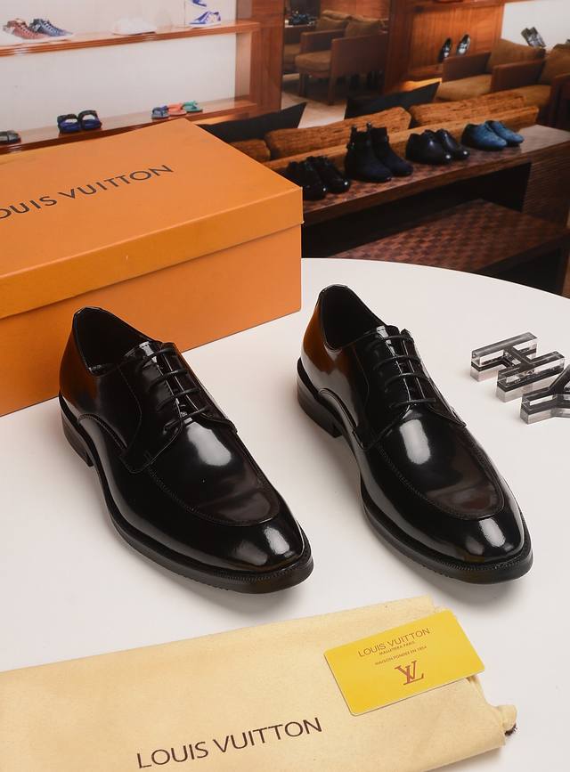 Louis Vuitton 路易威登2023官网爆款休闲商务皮鞋 原版一比一复刻 ....那种沉稳内涵儒雅的品味....无法言喻的开启时尚鞋履的旅程从容应对各