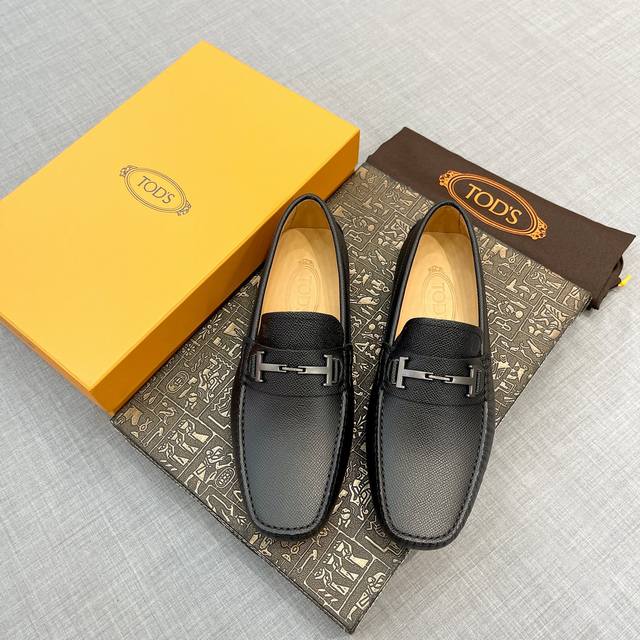 Tods 男士豆豆鞋 专柜同步新款 高端品质 蜥蜴纹牛皮杏色牛里.原版包装 黑色 尺码 38-45