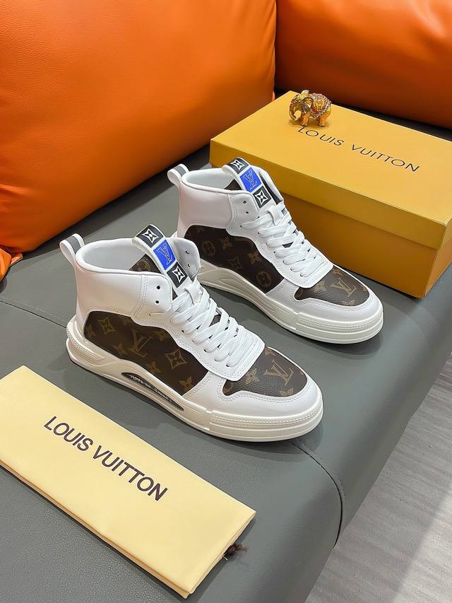 商品名称 Louis Vuitton 路易 威登 正规码数: 38-44 高帮鞋 商品材料 精选 牛皮鞋面 柔软羊皮内里 原厂大底