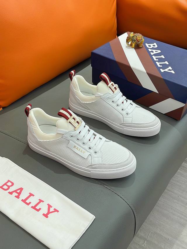 商品名称 Bally 巴利 正规码数: 38-44 休闲鞋 商品材料 精选 透气网布鞋面 柔软羊皮内里 原厂大底