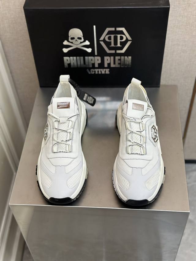 Hilipp Plein 码数38-44 45.46定做 24新款pp男鞋 以完整的plein风格慢跑鞋 由高性能材料制成的predator跑步鞋 具专利金属p