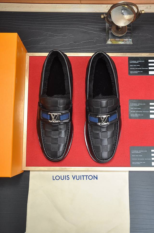 Louis Vuitton 全羊毛内里 Lv.路易威登官网同款原单爆款 Lv原工厂牛皮1 1原板 羊毛内里鞋面进口牛皮 身配件一比一开模 专柜品质 亲们你还为穿