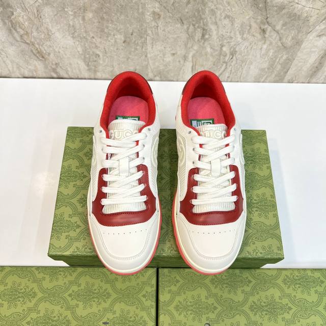 GucxI 2023最新情侣款爆款mac80运动鞋 休闲复古做旧脏脏鞋小白鞋 原版购入开发 顶级品质 品相完美 精致小巧的互扣式双g标识浪漫诠释此系列的美学理念