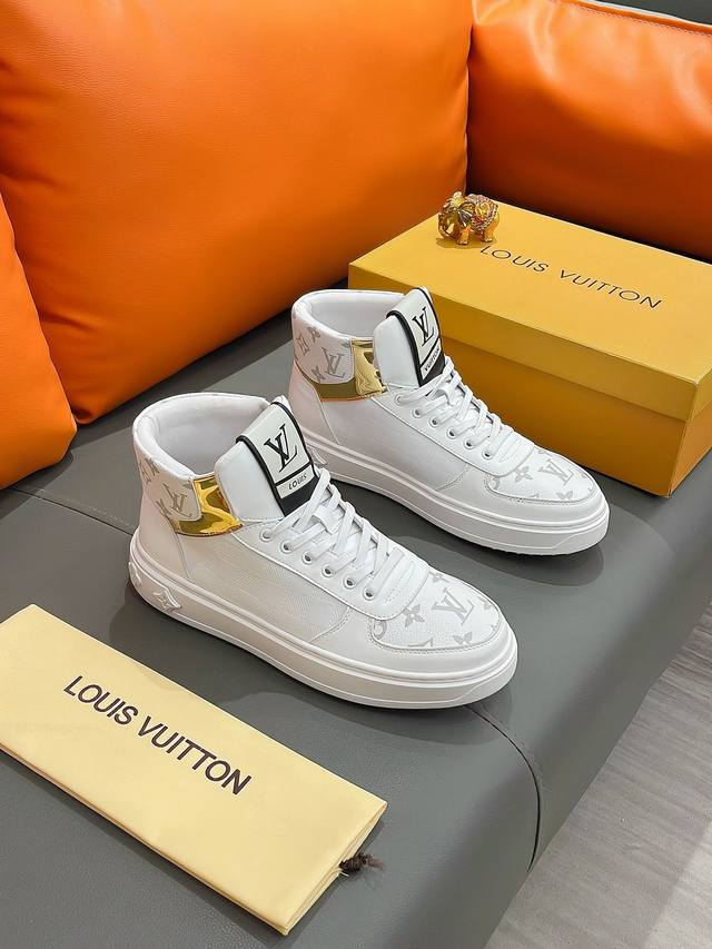 Louis Vuitton 路易 威登 正规码数: 38-44 高帮鞋 商品材料 精选 进口牛皮鞋面 柔软羊皮内里 原厂大底