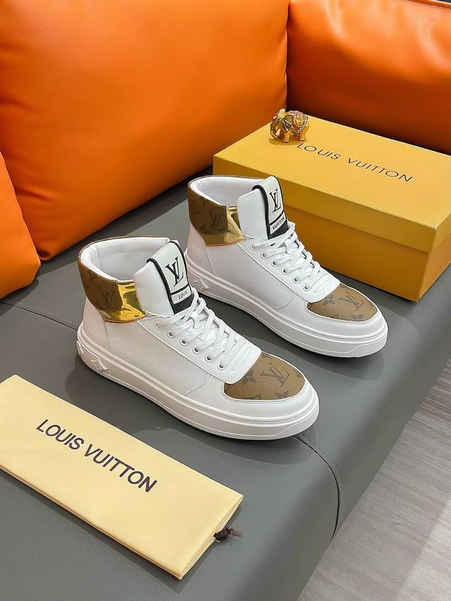 Louis Vuitton 路易 威登 正规码数: 38-44 高帮鞋 商品材料 精选 进口牛皮鞋面 柔软羊皮内里 原厂大底