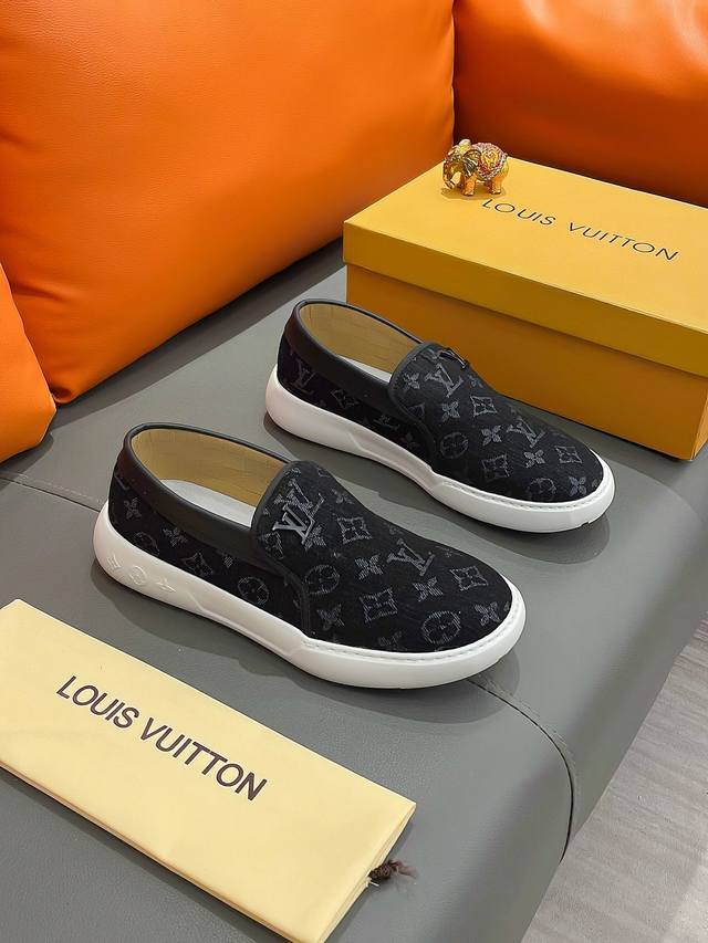 Louis Vuitton 路易 威登 正规码数: 38-44 套脚鞋 商品材料 精选 帆布鞋面 柔软羊皮内里 原厂大底 - 点击图像关闭