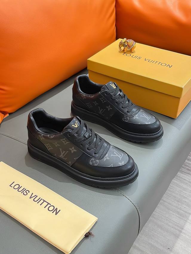 Louis Vuitton 路易 威登 正规码数: 38-44 休闲鞋 商品材料 精选 牛皮鞋面 柔软羊皮内里 原厂大底