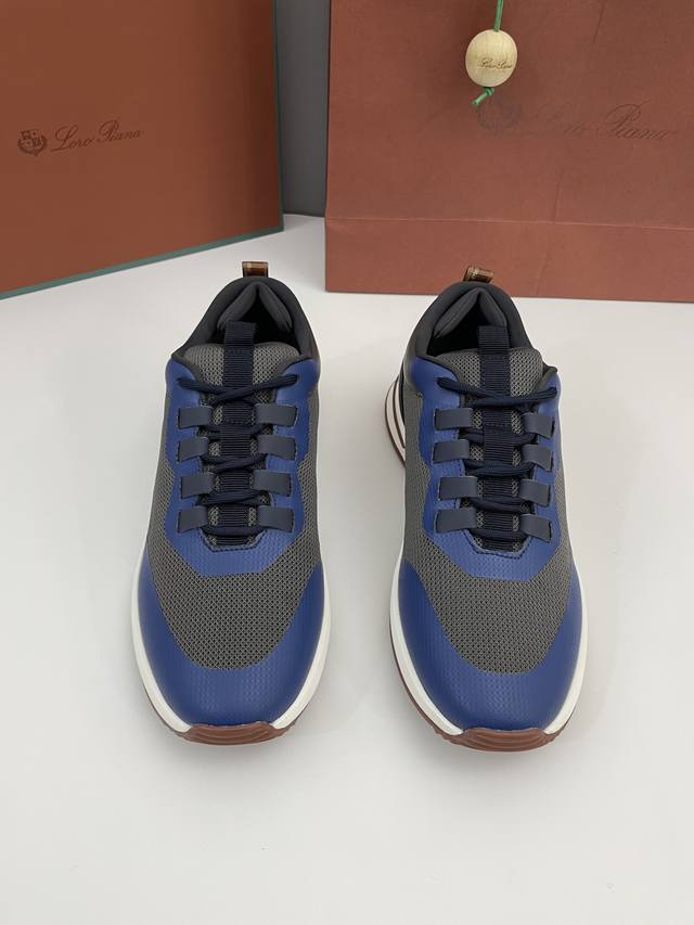 商标 Loro Piana L码数 39 44 45 46 47订做不退换 等级 材料 鞋面使用热熔封边工艺 皮革鞋带在鞋面环绕系结 以确保稳定性 后部搭配缓冲