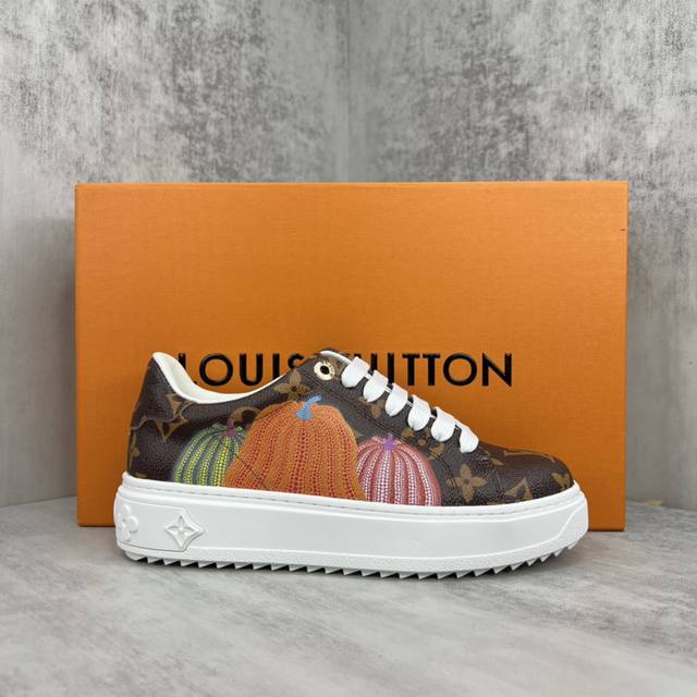 新款上架 Louis Vuitton Lv Time Out运动鞋系列 本款 Time Out 运动鞋将经典 Monogram 压纹牛皮革和 Damier Az