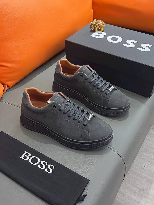 商品名称 Boss 波士 正规码数: 38-44 休闲鞋 商品材料 精选 进口磨砂牛皮鞋面 舒适羊皮内里 原厂大底