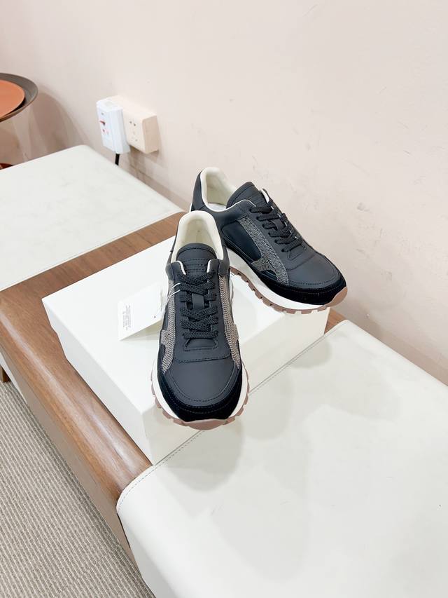 已认证 Brunello Cucinellx 新款bc经典休闲鞋运动鞋系列单鞋 Bc是意大利知名品牌 极简主义风格 复古又高级 简约又大气 属于非常耐看的款式