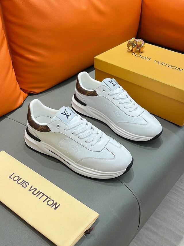 商品名称 Louis Vuitton 路易 威登 正规码数: 38-44 休闲鞋 商品材料 精选 头层牛皮鞋面 柔软羊皮内里 原厂大底