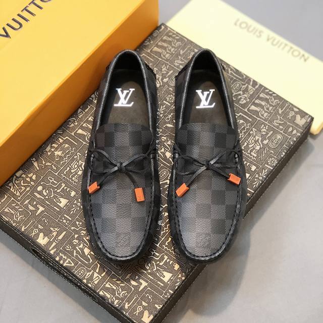 l 家 男士豆豆鞋 品牌形象 高端品质 经典老格纹黑色牛里 原版包装 黑色 尺码 38-45