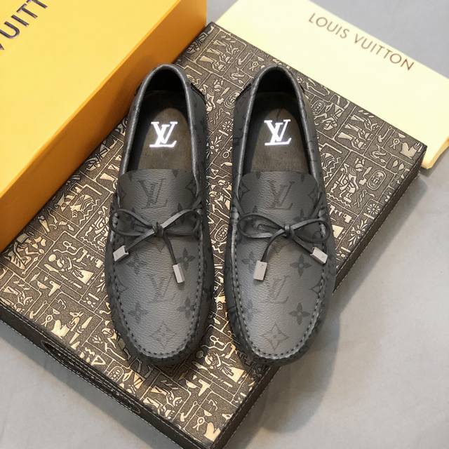 l 家 男士豆豆鞋 品牌形象 高端品质 经典老花纹黑色牛里 原版包装 灰色 尺码 38-45