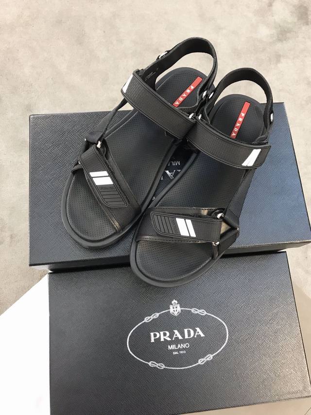 23新款发售 普拉达 皮鞋码正码：38-43# 原厂配置：意大利进口定制织带牛皮组合鞋面、牛皮里、原厂超轻耐磨底、高品质、欢迎对比.