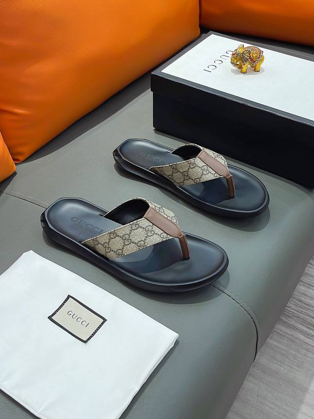商品名称：Gucci 古驰 正规码数: 38-44 拖鞋 商品材料：精选进口原版面料，原厂特供原版底。