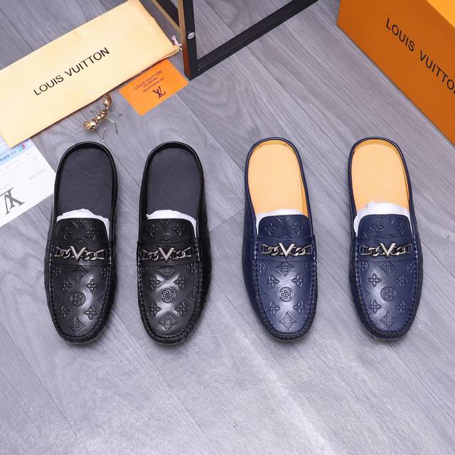 商品商标：Louis Vuitton 路易威登 拖鞋 正码码数: 38-45 商品材料：精选牛皮压纹鞋面 猪皮内里 橡胶大底