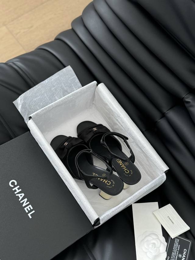 Chanel 24S春夏新款蝴蝶结系列 一如既往的高版本 经典蝴蝶结版面 鞋面羊皮 内里羊皮 真皮大底 Size:35-39 其他码数定