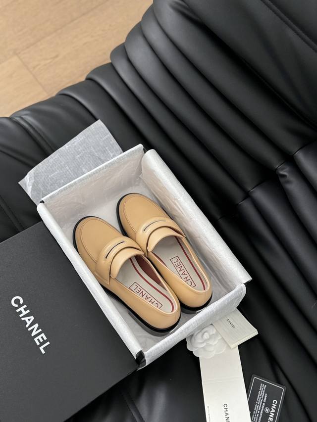 Chanel 24S新款玛丽珍乐福鞋 代购品质，要高货的闭眼入。 鞋面牛皮 内里羊皮 真皮大底 Size:35-39 其他码数定 - 点击图像关闭