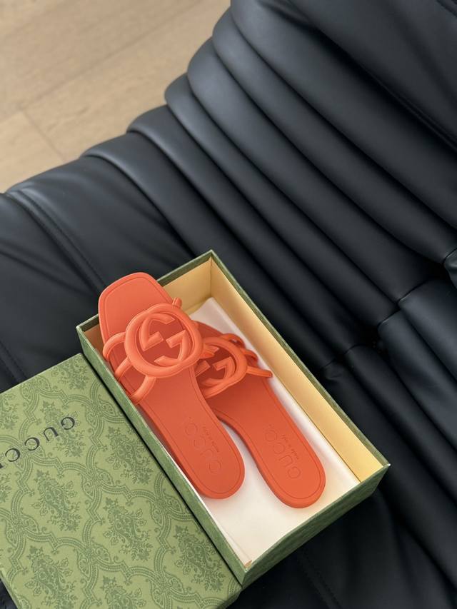 Tpu带亮光版本 Gucci 2024最新款果冻拖鞋 高版本tpu材料 跑量价 Size: 35-41