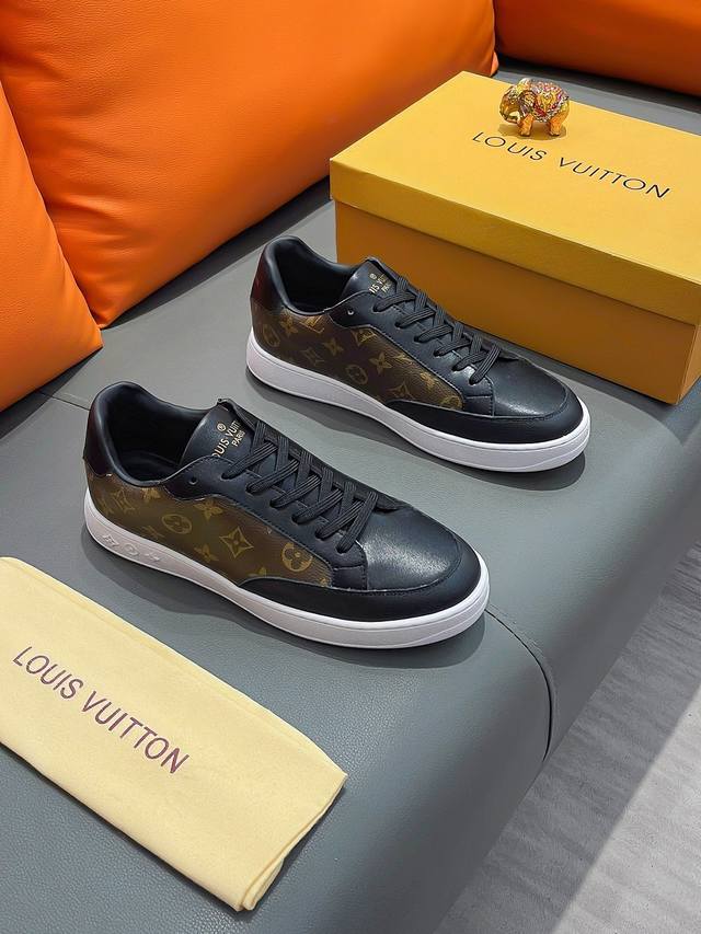 商品名称：Louis Vuitton 路易 威登 正规码数: 38-44 休闲鞋 商品材料：精选 牛皮鞋面，柔软羊皮内里；原厂大底。