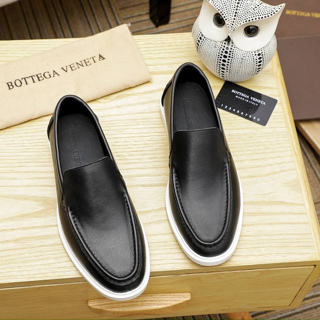工厂价 Bottega Venetta Bv 香港-专柜同步夏季新款官网爆款！原版1比1制作，顶级原单货，独家首发，精心打造，欧味十足，绅士格调，鞋面材质，进口