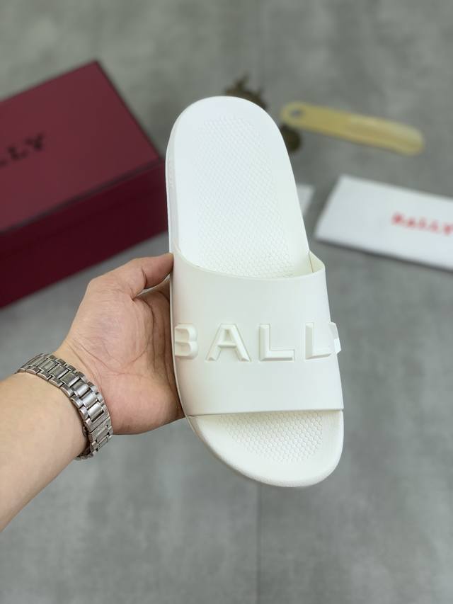 工厂价 实价 Bally 拖鞋新款上市完美做工！完美造型顶级品质防滑耐磨的橡胶组合大底百搭舒服鞋，标准尺码38-46；5色可选