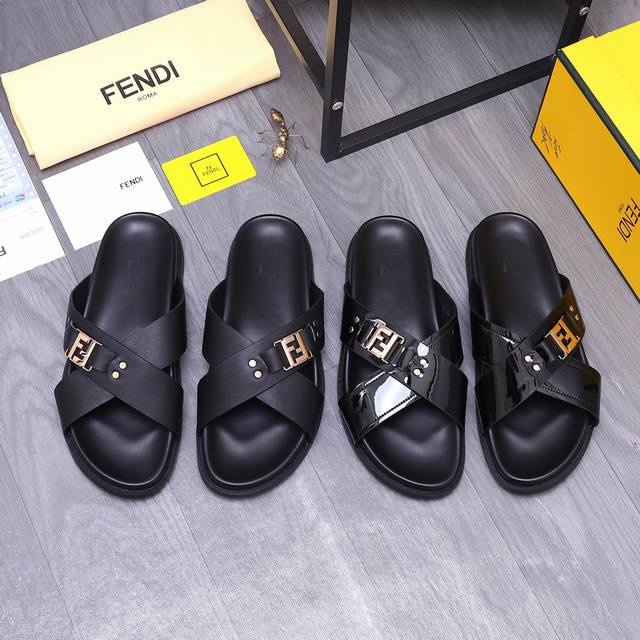 商品商标：Fendi 芬迪 拖鞋 正码码数: 38-44 45订做不退换 商品材料：精选 漆面牛皮鞋面 脚背皮里 原版大底 - 点击图像关闭