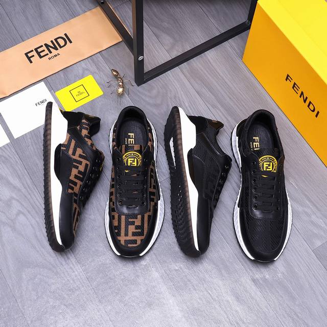 商品商标：Fendi 芬迪 休闲鞋 正码码数: 38-44 商品材料：精选 牛皮拼接透气印花鞋面 牛皮鞋垫 弹力布内里 橡胶大底