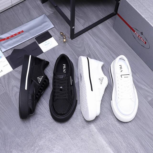 商品商标：Prada 普拉达 休闲鞋 正码码数: 38-45 商品材料：精选 头层牛皮配网鞋面 透气网内里 原版大底