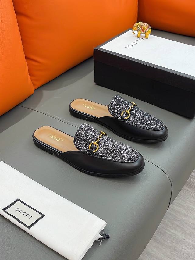 商品名称：Gucci 古驰 正规码数: 38-44 半拖 商品材料：精选 头层牛皮鞋面，柔软羊皮垫脚；原厂大底。