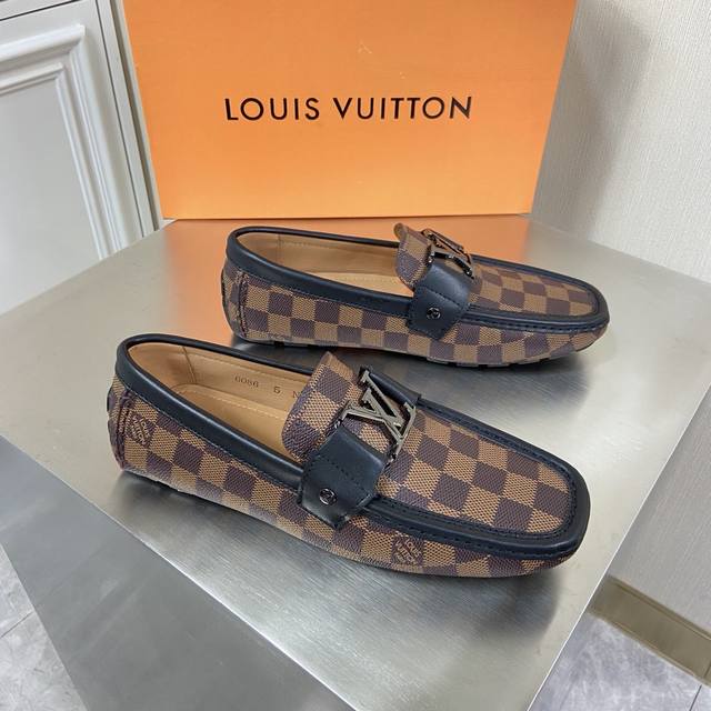 新品louis Vuitton* 高端男士休闲乐福鞋驾车鞋豆豆鞋原单顶级代购货原版进口牛皮拼接棋盘格纹pvc材质～搭配原版五金饰扣进口牛皮内里 牛皮垫脚原版橡胶