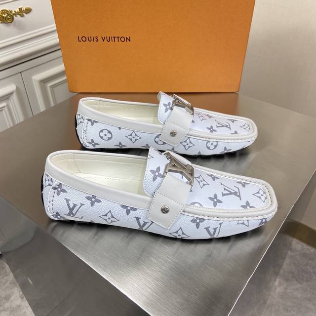 新品louis Vuitton* 顶级男士驾车鞋 休闲 乐福鞋 豆豆鞋原单顶级代购货原版进口牛皮搭配pvc老花材质原版五金扣进口牛皮内里 牛皮垫脚原版橡胶大底