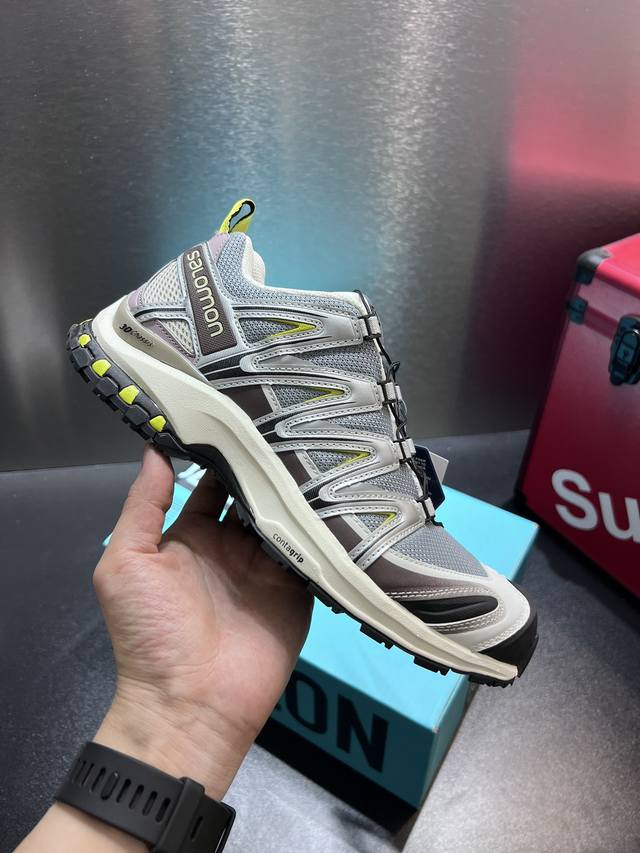 Salomon Xa Pro 3D 萨洛蒙户外越野跑鞋 414677-29 #鞋面采用sensifit贴合技术 全方位贴合包裹脚型 鞋跟部鞋底牵引设计 提供强大