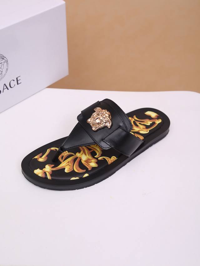 工厂价 品牌 Brand ：Versace 范思哲 拖鞋 码数 Size : 38 39 40 41 42 43 44 可定制45 面料fabric ： 进口头