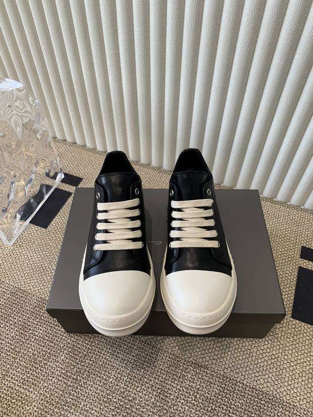 皮面 情侣款rick Owens Vans 侵权款王炸单品 质感满分颜值超高 Yyds 太好搭配了 原版定制大底，有独特的奶香味 码数:女35-42、男38-4 - 点击图像关闭