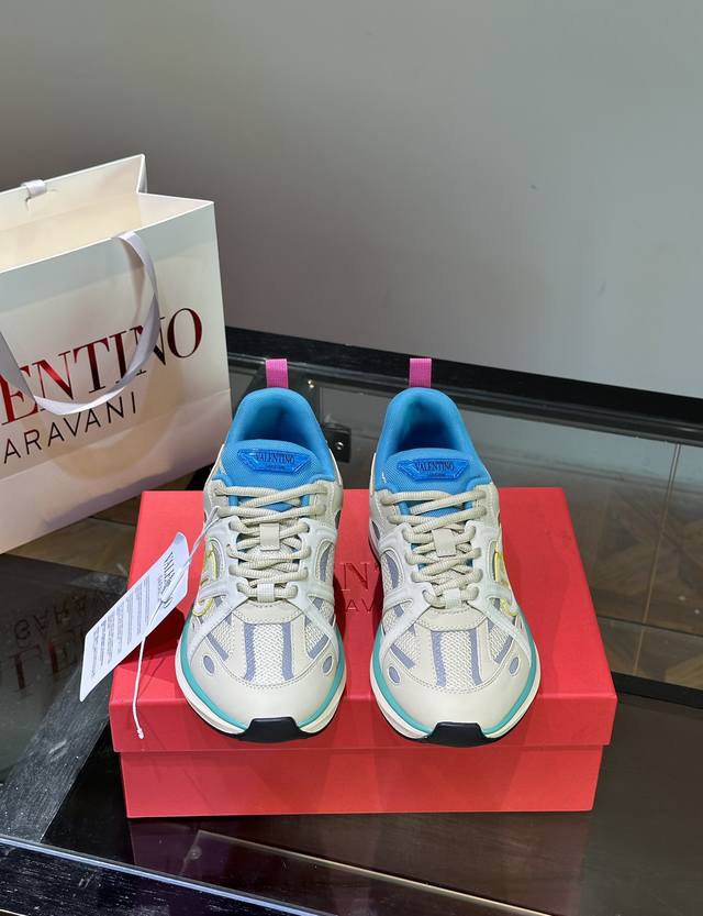 Valentino P: Size：39-44 38.45.46定做 Valentin* 华伦天奴2024早秋系列vlogoeasyjog运动鞋，新款配色真的好