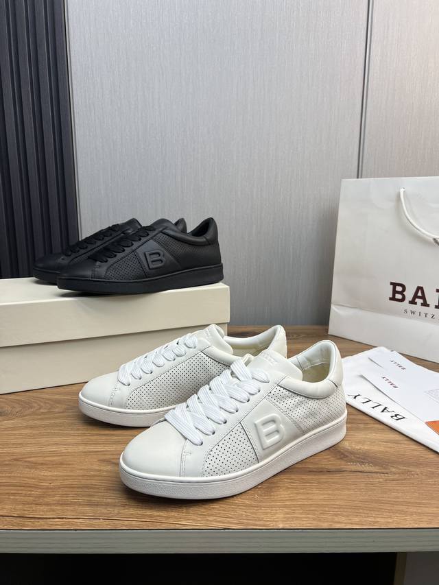 工厂价 巴利-Bally家原单新品系列,1:1出货 高档牛皮冲孔+牛皮内里,原版原厂大底，轻便舒适脚感！38-45 38.45订做 - 点击图像关闭