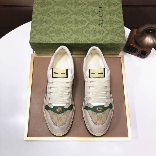 工厂批 Gucci 古奇 高端新款限定款情侣小脏鞋！材料均为定制，超级好看，进口电绣工艺，请各位看清细节认准品质，独家开模大底，高品质请随意对比！全新包装升级！