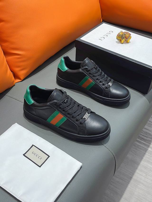 商品名称 Gucci 古驰 正规码数 38-44 休闲鞋 商品材料 精选 牛皮鞋面，柔软羊皮垫脚，原厂特供大底。 - 点击图像关闭