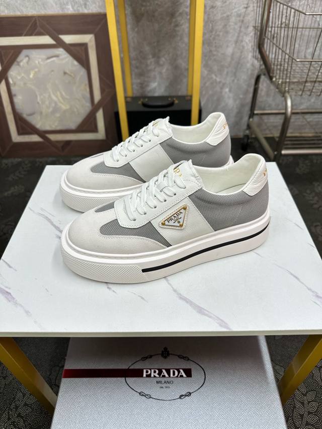 Prada-普拉达 顶级版本，套楦工艺，油边工艺，面料 高档牛皮。38–44 45订做不退换 X5