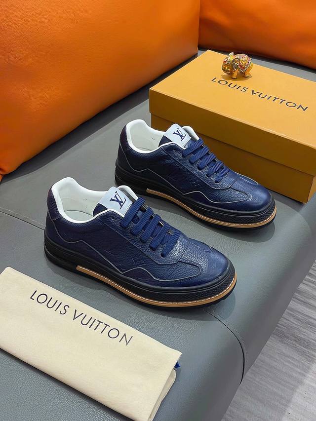 商品名称 Louis Vuitton 路易 威登 正规码数 38-44 休闲鞋 商品材料 精选 牛皮鞋面，柔软羊皮内里；原厂大底。