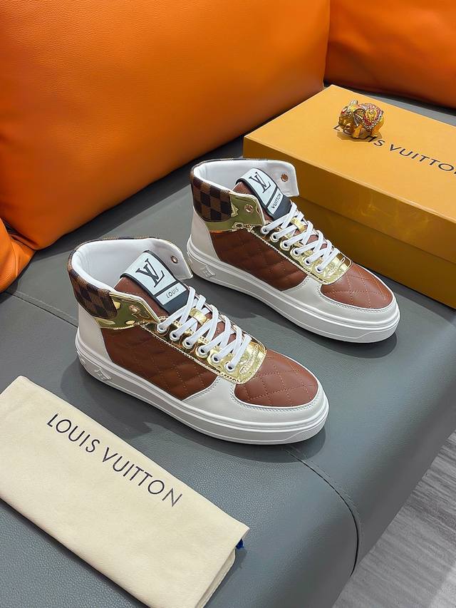 商品名称 Louis Vuitton 路易 威登 正规码数 38-44 高帮鞋 商品材料 精选 牛皮鞋面，柔软羊皮内里；原厂大底。